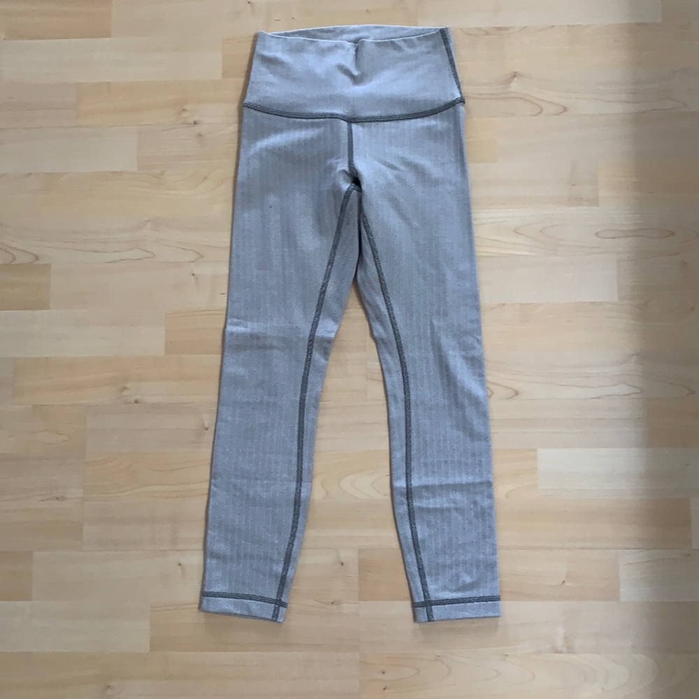 Grey Lululemon leggings